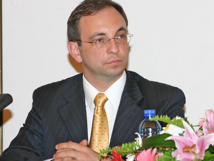 Николай Василев
