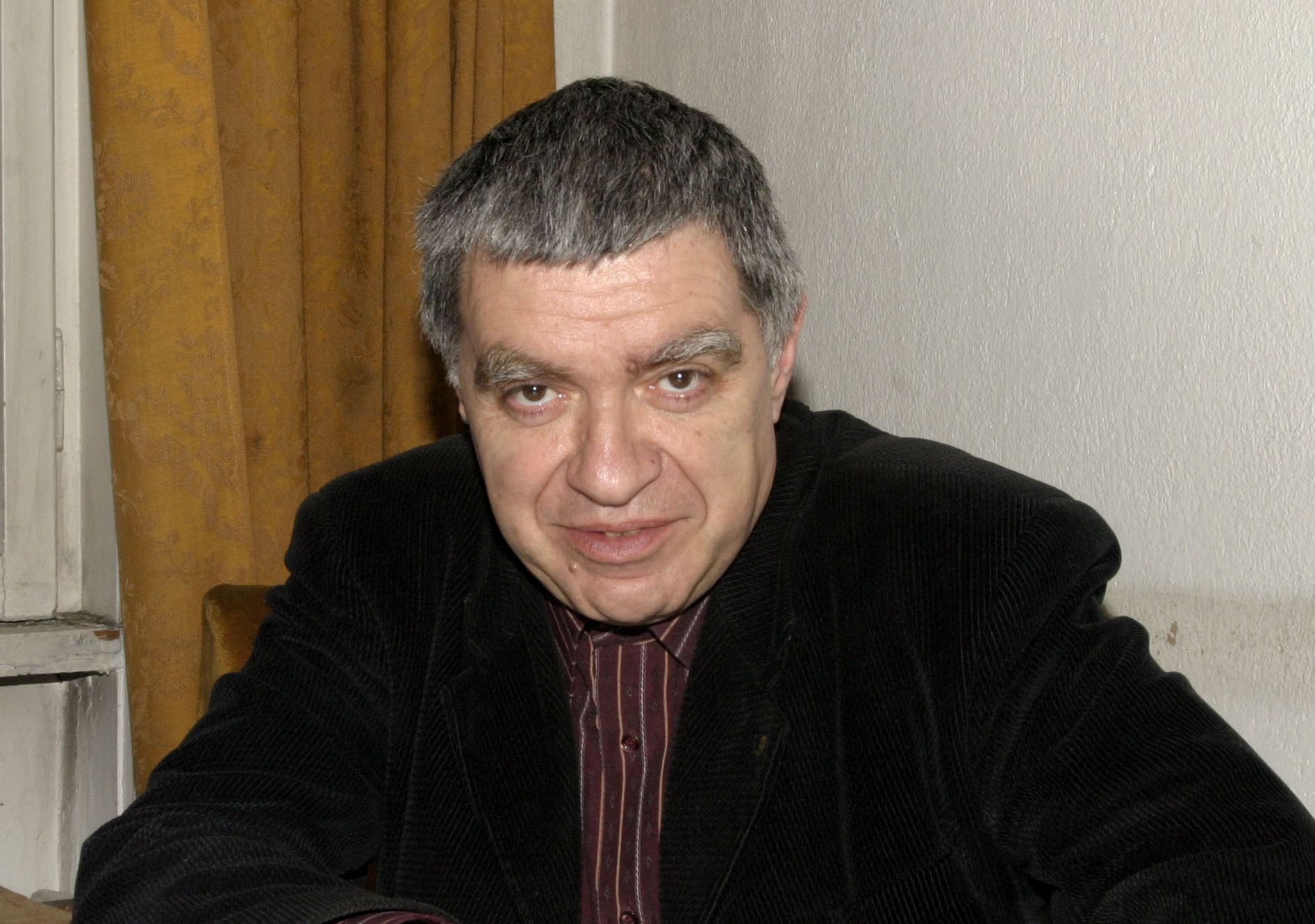 Михаил Константинов